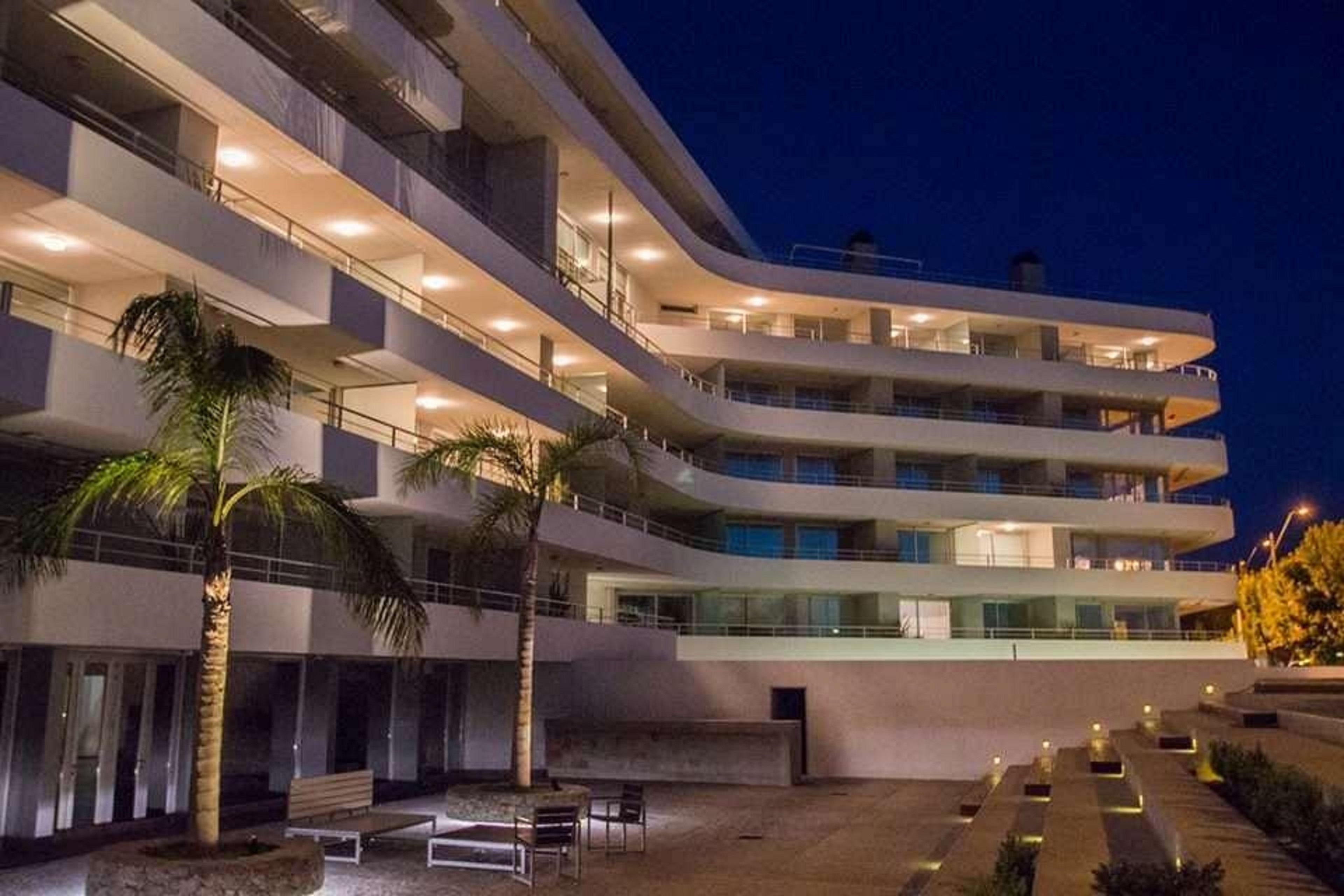 Hotel Dazzler By Wyndham Colonia Colonia del Sacramento Esterno foto