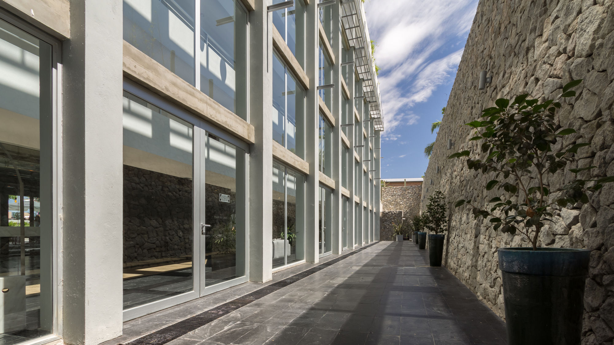 Hotel Dazzler By Wyndham Colonia Colonia del Sacramento Esterno foto