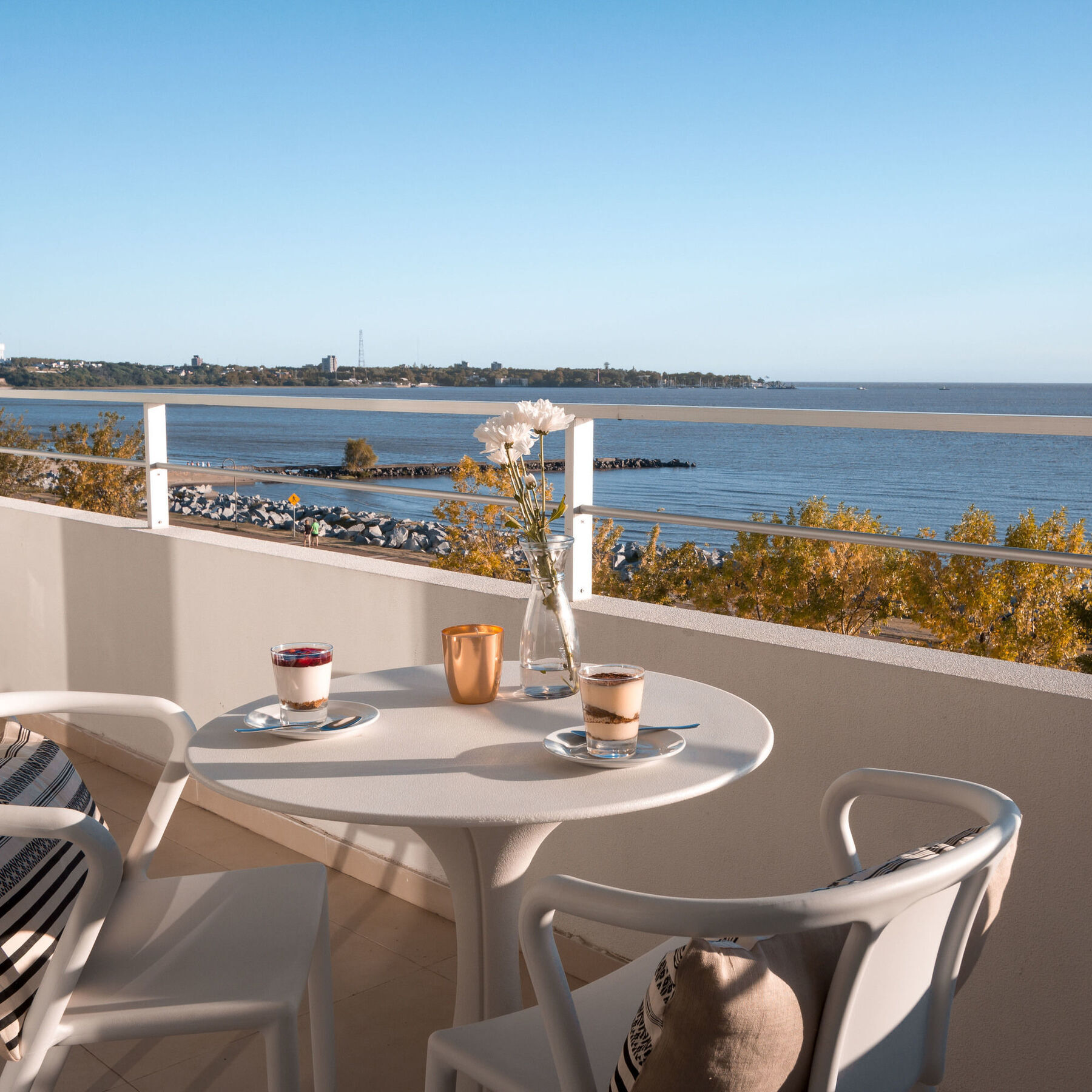 Hotel Dazzler By Wyndham Colonia Colonia del Sacramento Esterno foto